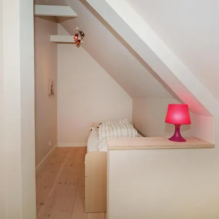 5 Bedroom Stunning Home In Stakroge Ferienhaus Stakroge