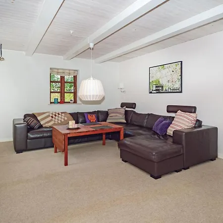 Holiday home 5 Bedroom Stunning In Stakroge *