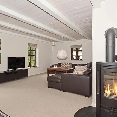 Stakroge - 09 Knaplund